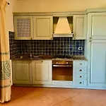 מלון דירות Marinella Residence Holiday מרינלה