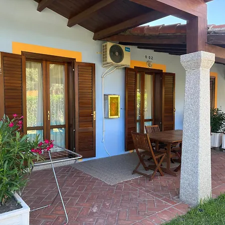 Marinella Residence Holiday 4* マリネッラ