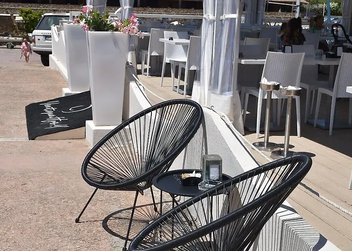 Marinella Residence Holiday 4*