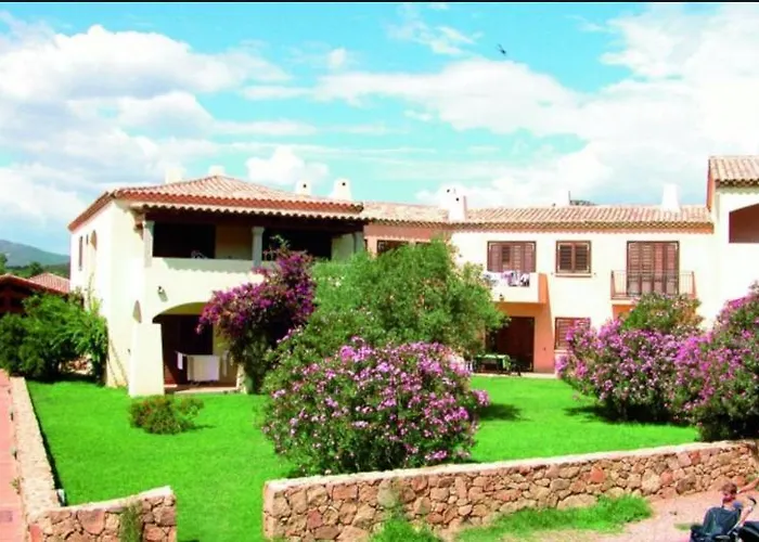 Marinella Residence Holiday Aparthotel